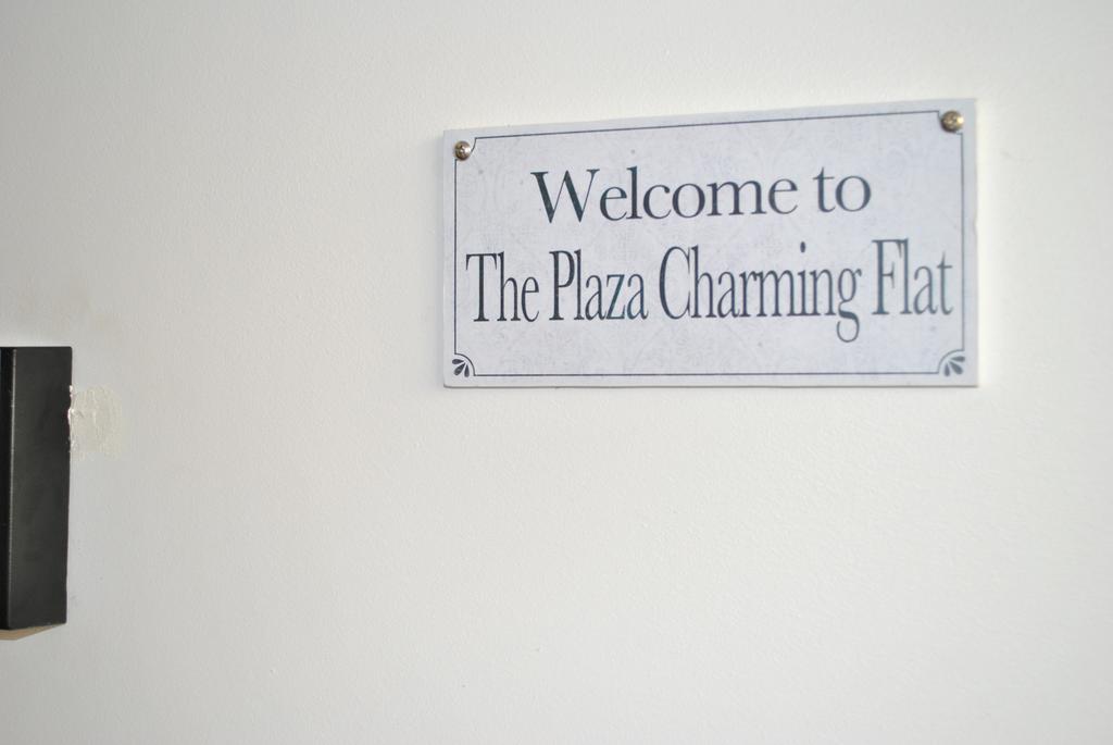 Апартаменты Plaza Charming Flat Санта-Крус Экстерьер фото